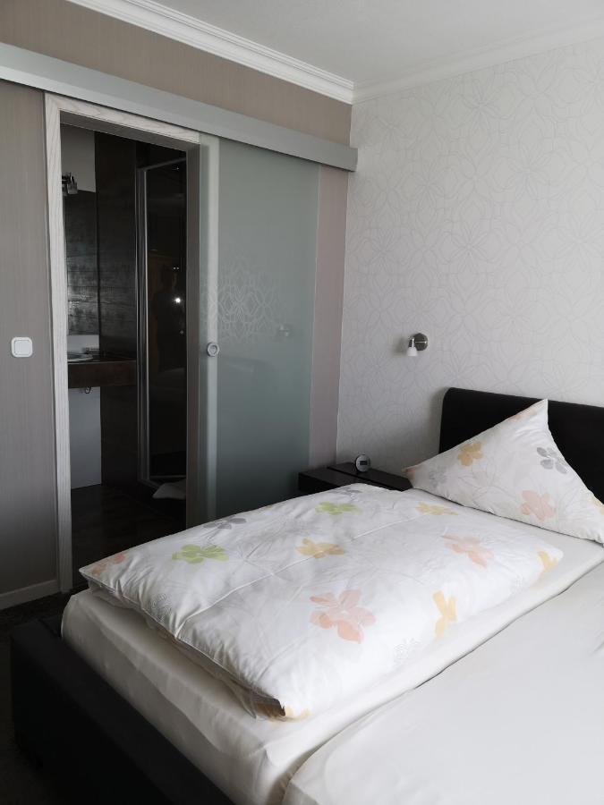 Haus Marvin Hotell Dottingen  Exteriör bild